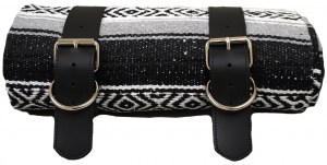 SERAPE NOIR BLANC 1